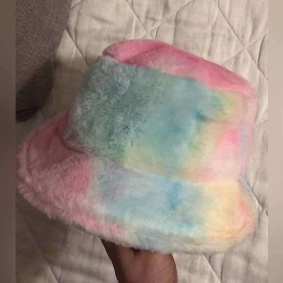 Pastel rainbow hat and bra (SET) - Picture 3 of 4